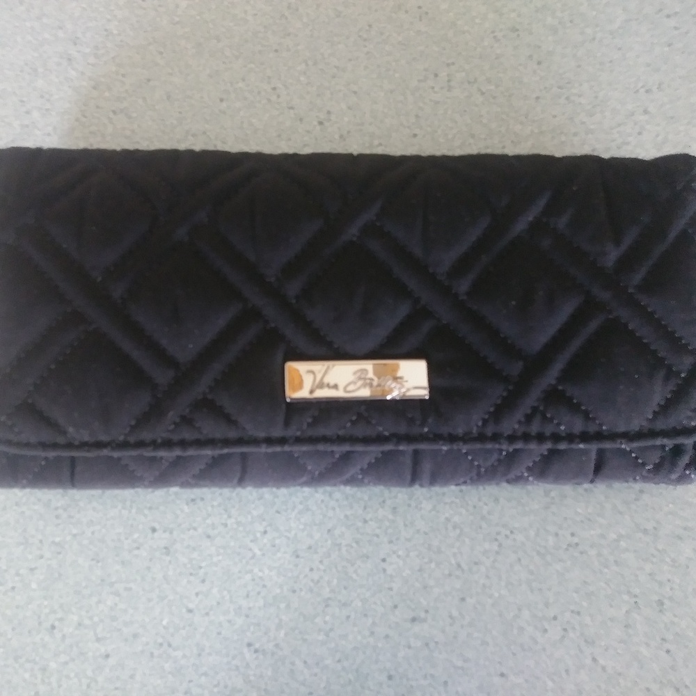 Vera Bradley Trifold Wallet in Classic Black NWT